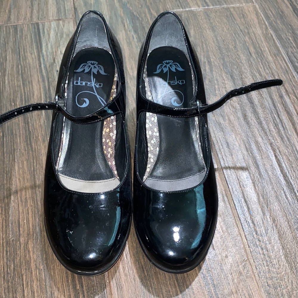 dansko red patent leather clogs